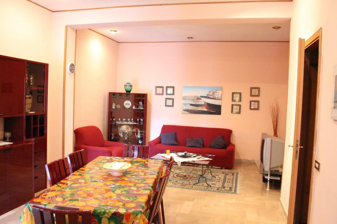 Appartamenti Cavataio 1 ตรัปเปโต ภายนอก รูปภาพ
